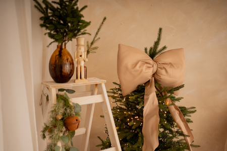 Beżowa kokarda na choinkę 60x50 cm XL duża