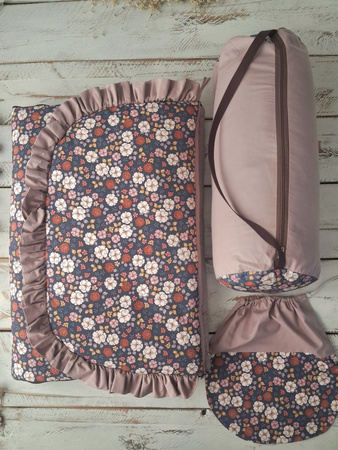 Śpiworek do przedszkola z falbanką 140x75cm jesienne kwiaty