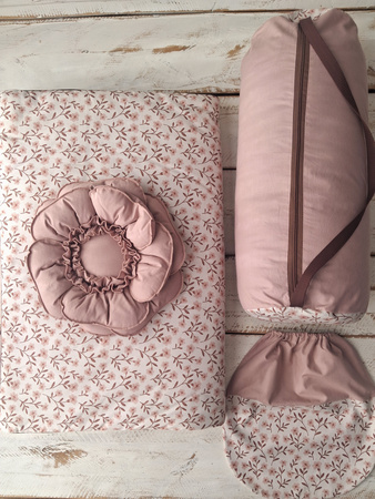 Śpiworek do przedszkola z falbanką 140x75cm różany drzewko różane