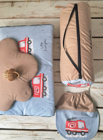 Śpiworek do przedszkola  140x75cm wozy strażacie