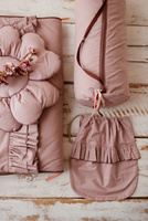 Śpiworek do przedszkola dla dziewczynki z falbankami Różowy  z poduszką kwiatek