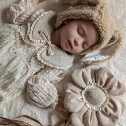 Kołnierzyk dla dziewczynki lniany zawiązywany zoja kasza