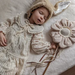 Kołnierzyk dla dziewczynki lniany zawiązywany zoja kasza