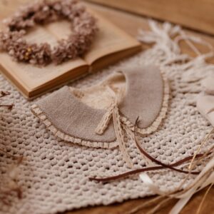 Kołnierzyk dla dziewczynki lniany zawiązywany zoja kasza