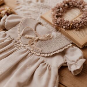 Kołnierzyk dla dziewczynki lniany zawiązywany zoja kasza