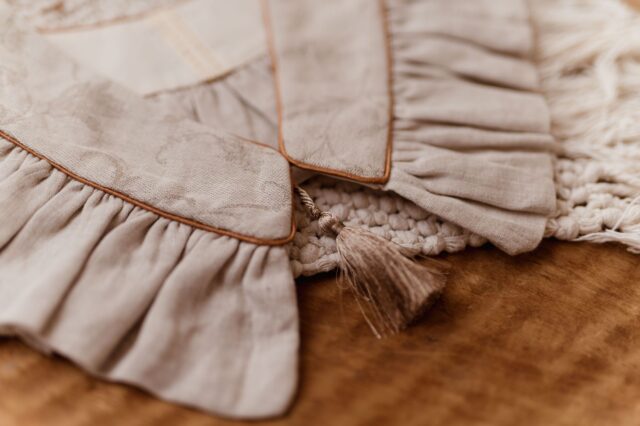 Kołnierzyk z falbanką lniany w kwiaty damski Antonina