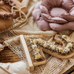 Poduszka dekoracyjna bawełniana kwiat retro róż rozmiar 50 zawieszka