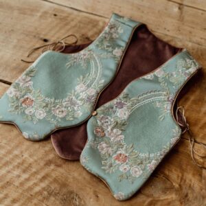 Retro kamizelka kwiaty dla dziecka żakard