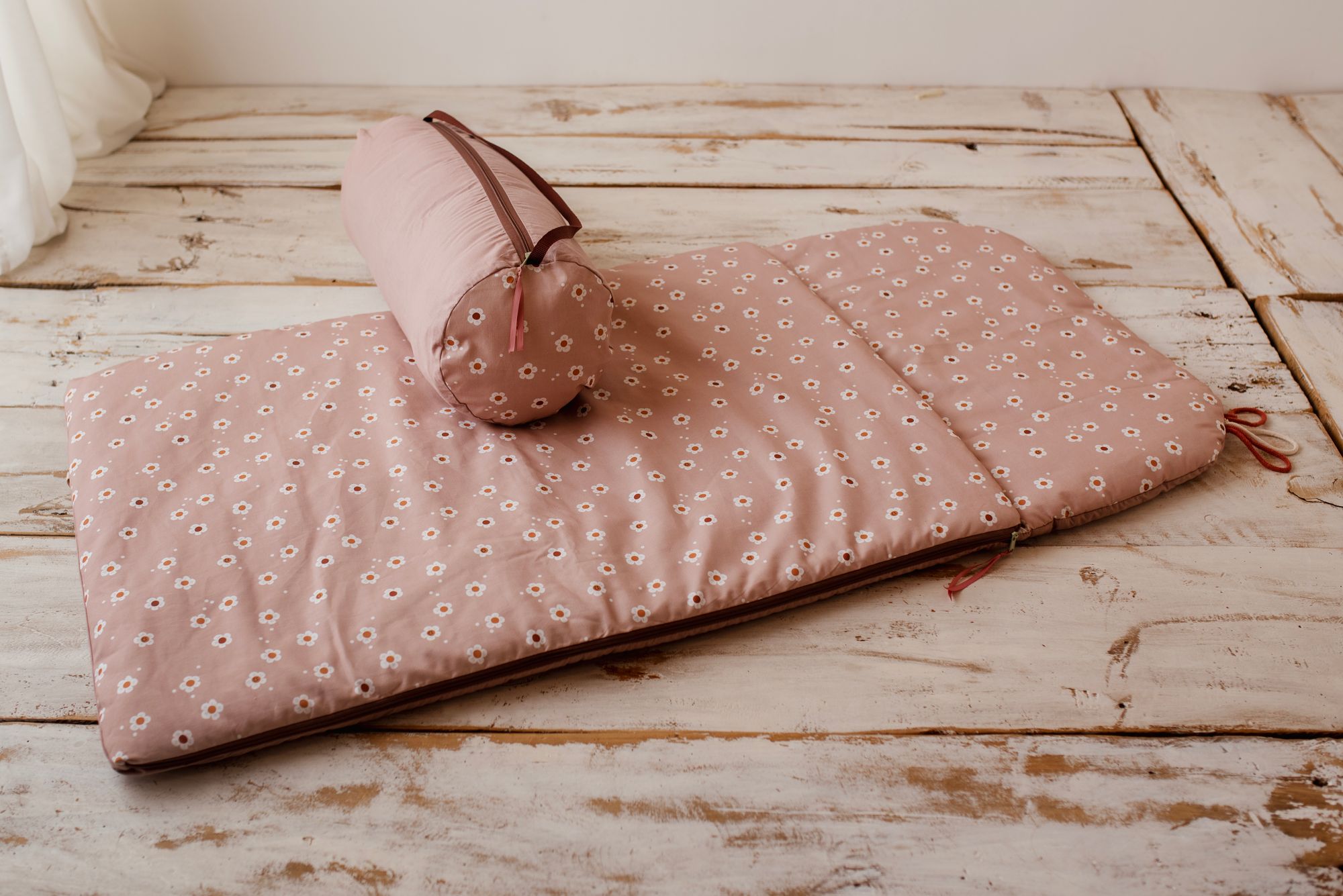 Śpiworek dla dziewczynki w kwiatki junior 5-10lat