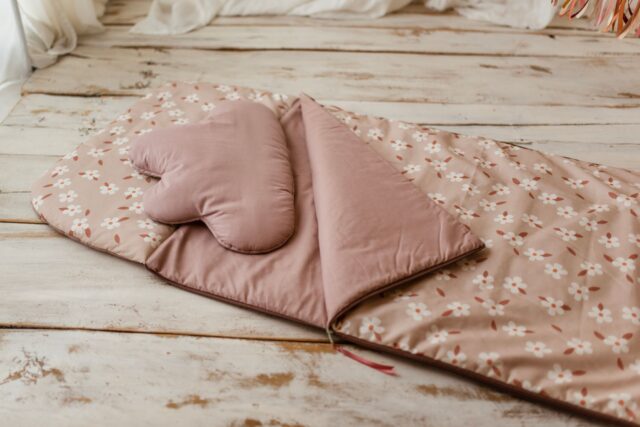 3w1 śpiworek pościel zestaw kwiatuszki retro róż junior