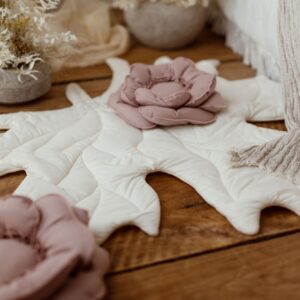 Bawełniana mata do zabawy liść klon dla dzieci milk