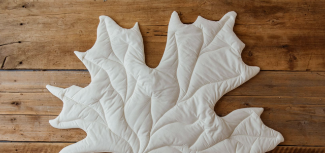 Bawełniana mata do zabawy liść klon dla dzieci milk