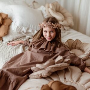 Bawełniana poduszka dekoracyjna kwiat carmelove rozmiar 50 zawieszka