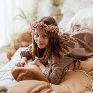 Bawełniana poduszka dekoracyjna kwiat carmelove rozmiar 50 zawieszka