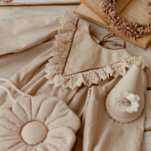 Bawełniana sukienka z koronką retro Marysia natural koronka 5-10 lat