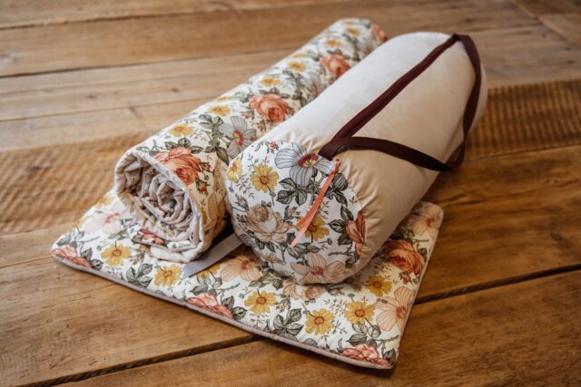 Bawełniany kocyk pościel premium 3w1 zestaw retro kwiaty natural junior