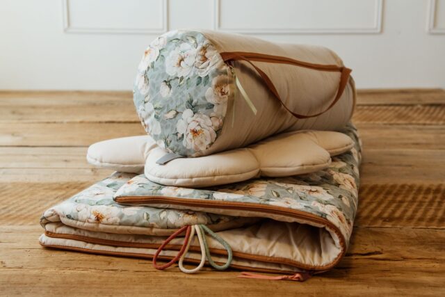 Bawełniany śpiworek pościel do żłobka zestaw 3w1 kwiaty białe magnolie