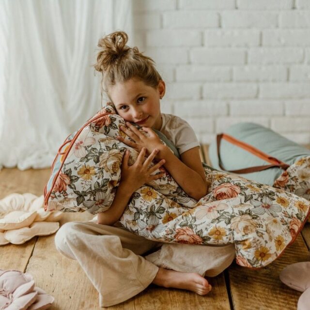 Bawełniany śpiworek pościel do żłobka zestaw 3w1 kwiaty retro natural