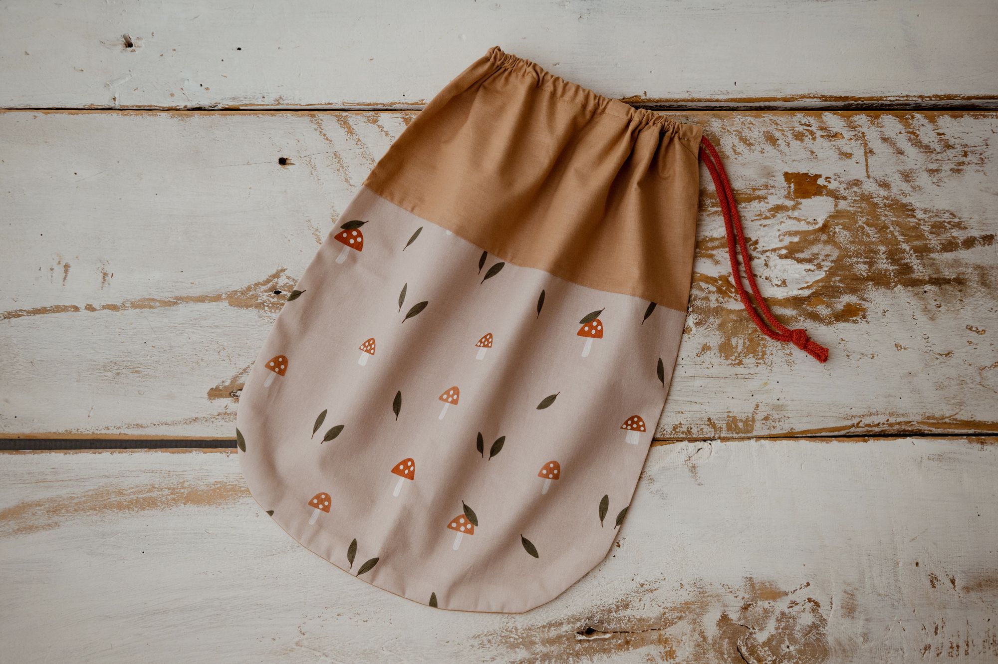 Bawełniany woreczek do przedszkola na rzeczy zamienne i buciki grzybki