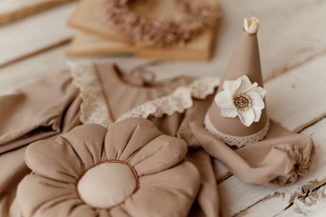 Beżowa torebka dla dziewczynki bawełniana kwiatuszek boho