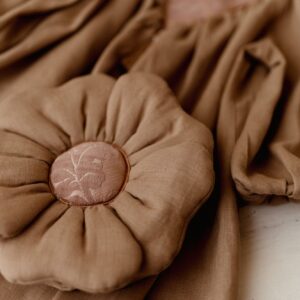 Beżowa vintage sukienka lniana damska kwiaty żakard Marysia taupe