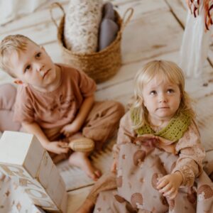 Beżowy kocyk bawełniany dla dzieci 3w1 jeżyki coffe junior