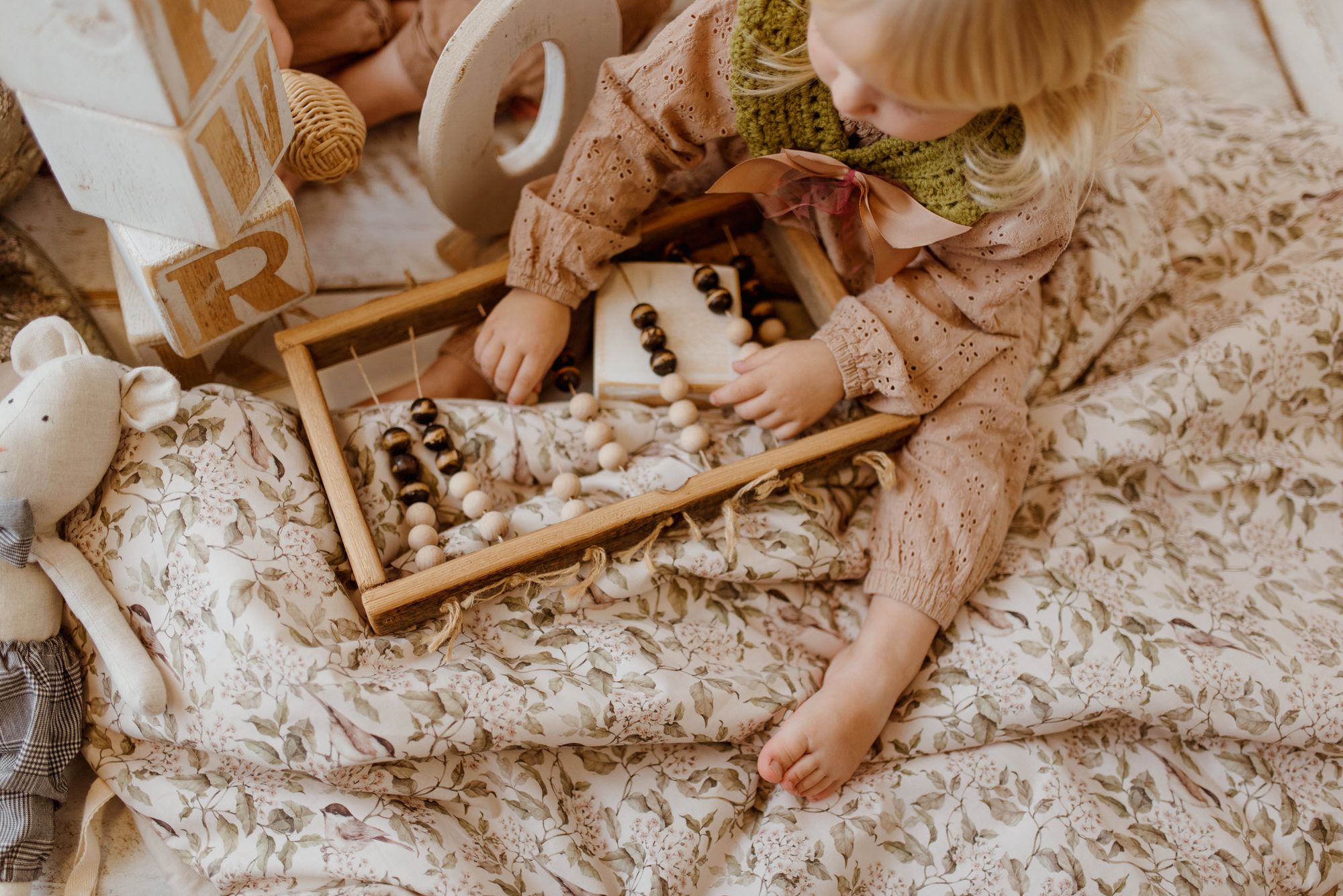 Beżowy śpiworek dla dziecka 5-10 lat junior