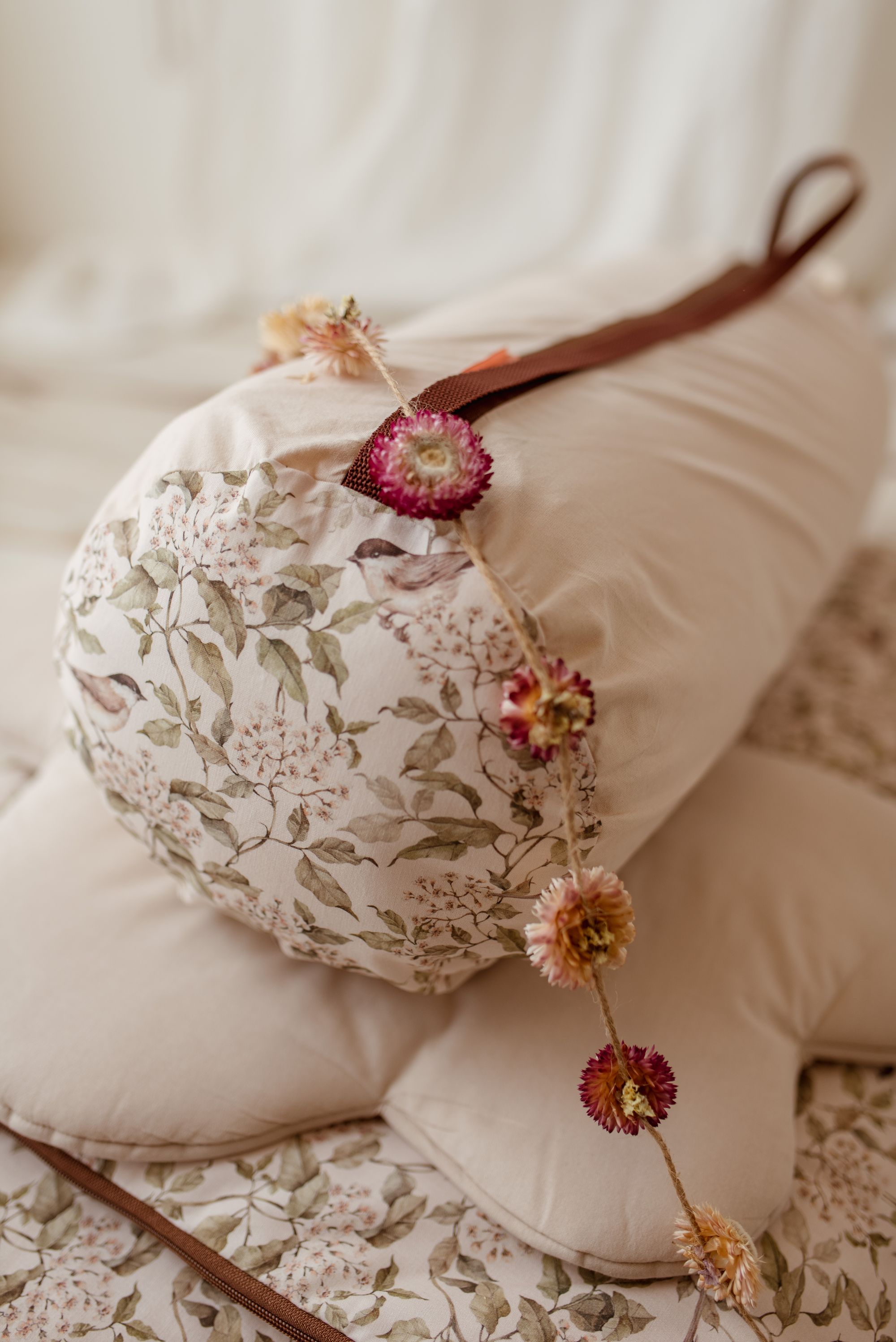 Beżowy śpiworek dla dziecka 5-10 lat junior