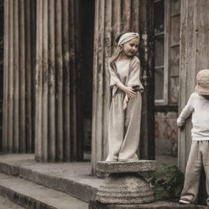 Bluzeczka lniana z koronką z krótkim rękawkiem retro szara glina