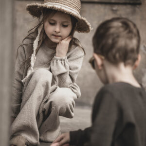 Bluzka lniana retro dla dziewczynki szara glina