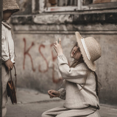 Bluzka lniana retro dla dziewczynki szara glina