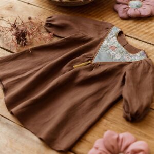 Brązowa retro sukienka lniana damska żakard kwiaty Marysia coco turkus