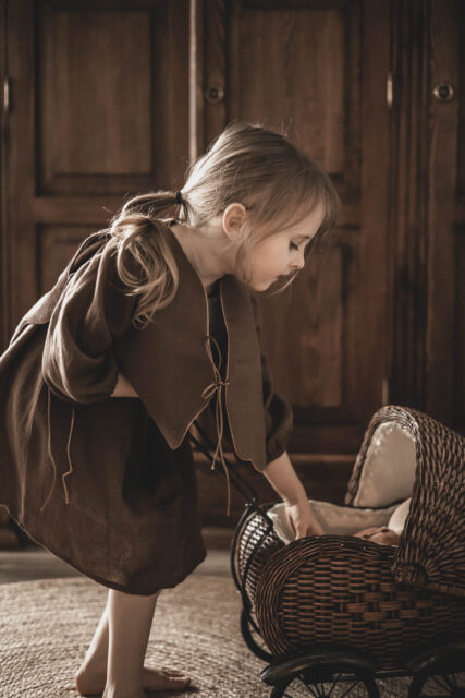 Brązowa sukienka lniana z żakardem 5-10 lat Marysia coco turkus