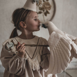 Czapeczka urodzinowa boho hand made natural beż z kokardką