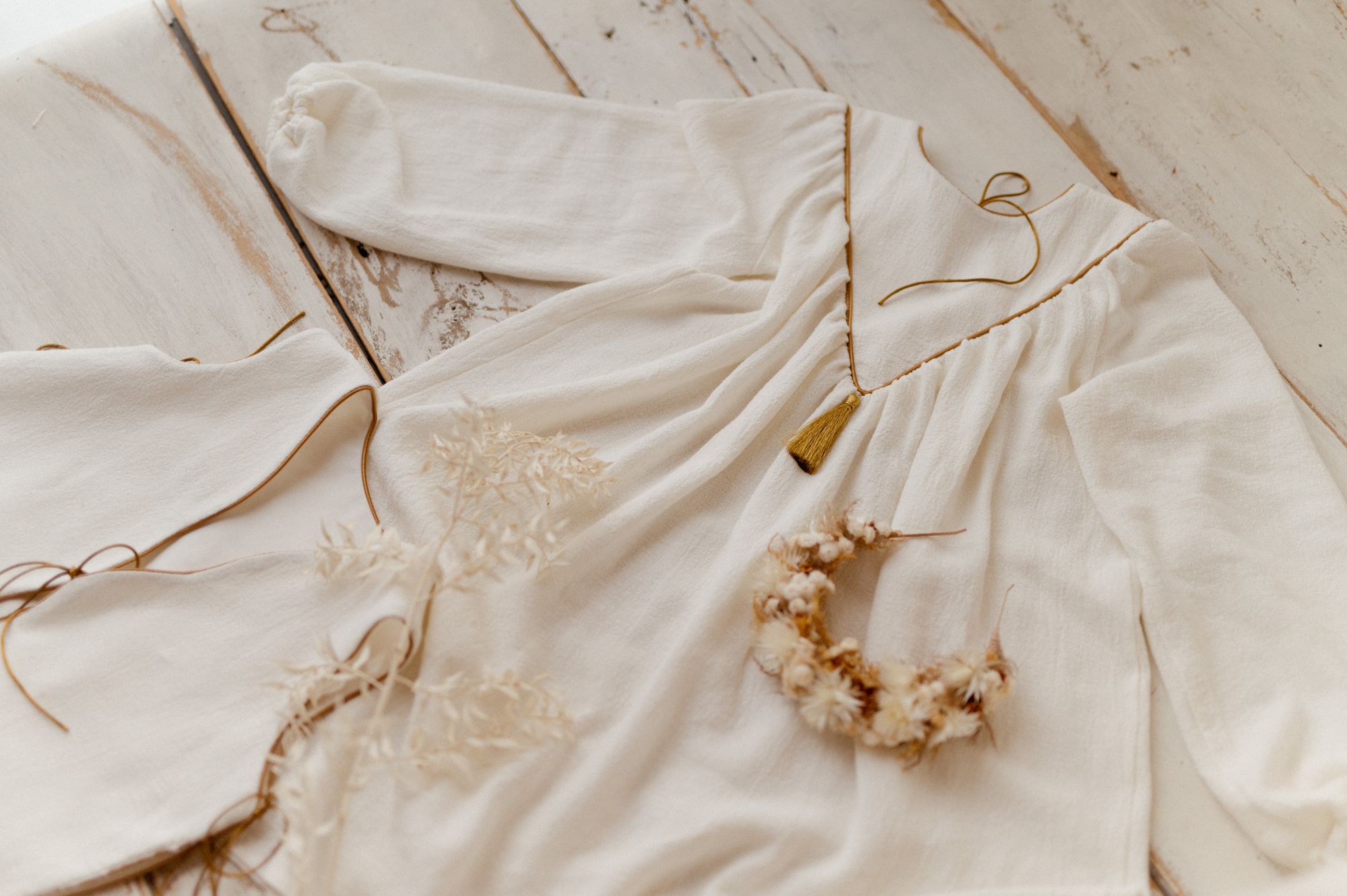 Kamizelka lniana damska white krepa 4-8 lat