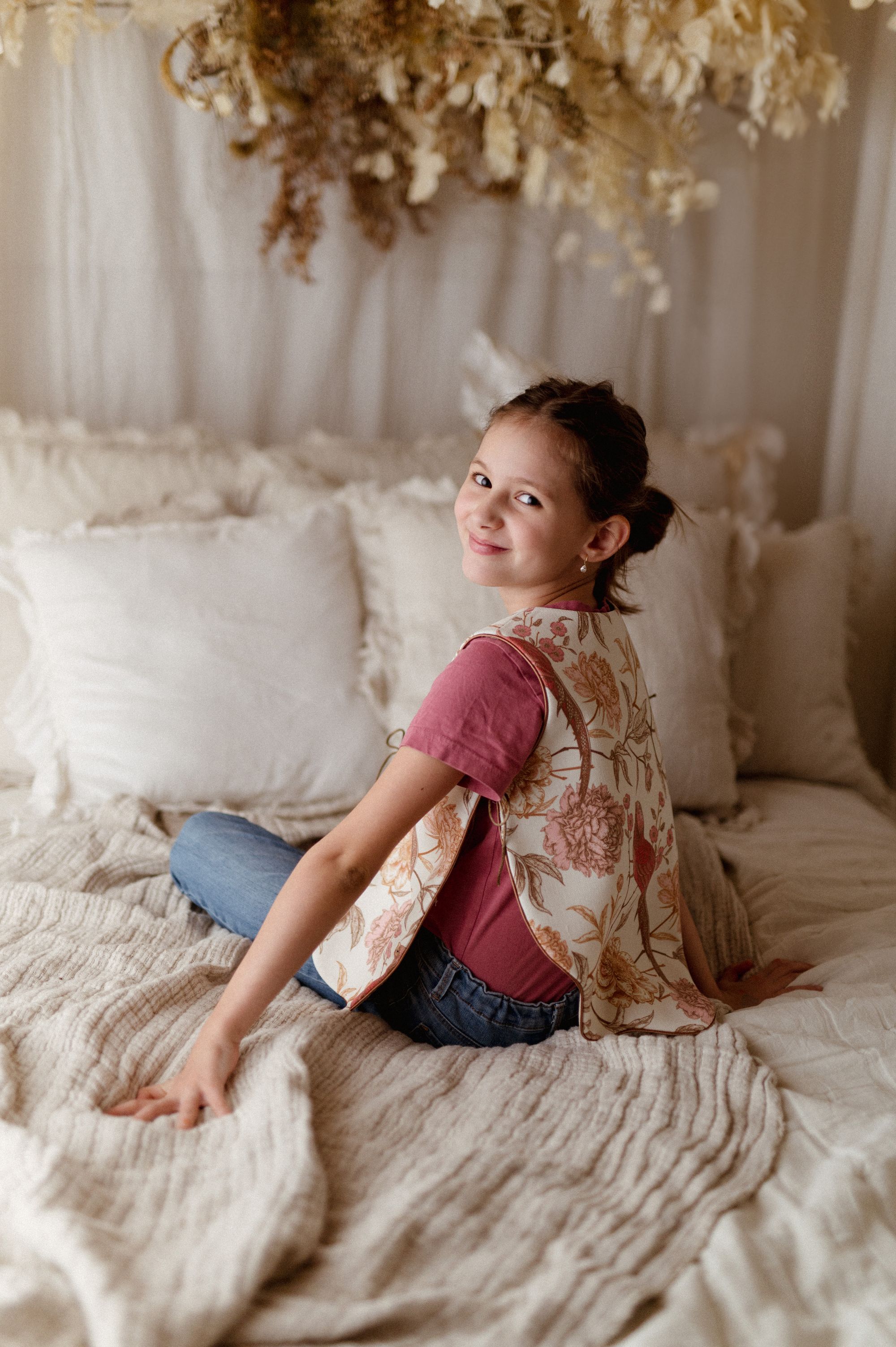 Kamizelka retro dla dziewczynki żakard bażanty 5-10 lat