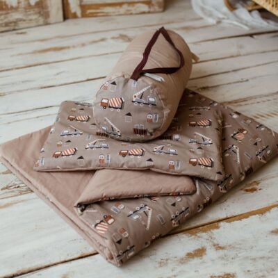 Kocyk bawełniany do przedszkola pościel premium zestaw 3w1 auta boho beż