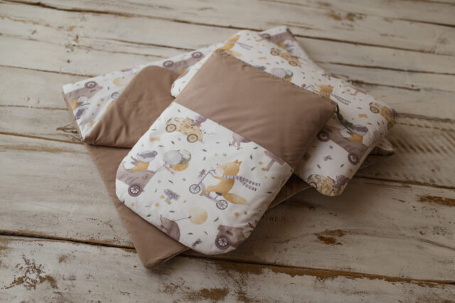 Kocyk bawełniany 80×220 cm retro wyścig