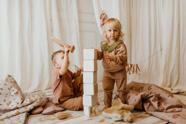 Kocyk do żłobka pościel bawełniany premium zestaw 3w1 jeżyki coffe