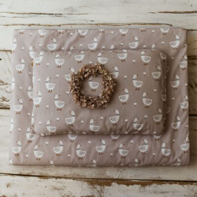 Kocyk do przedszkola 3w1 z poduszką gąski