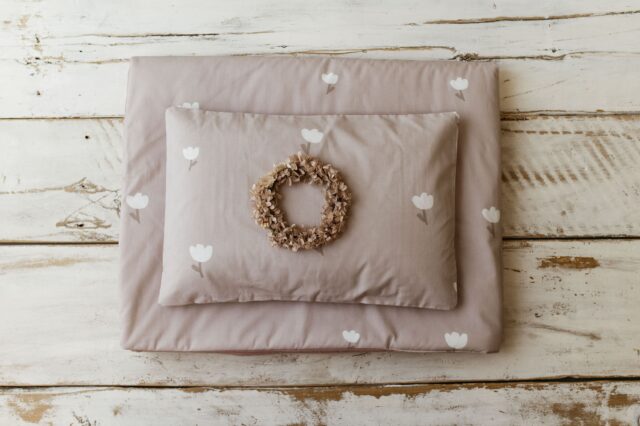 Kocyk do przedszkola dla dziewczynki różowe tulipany 3w1