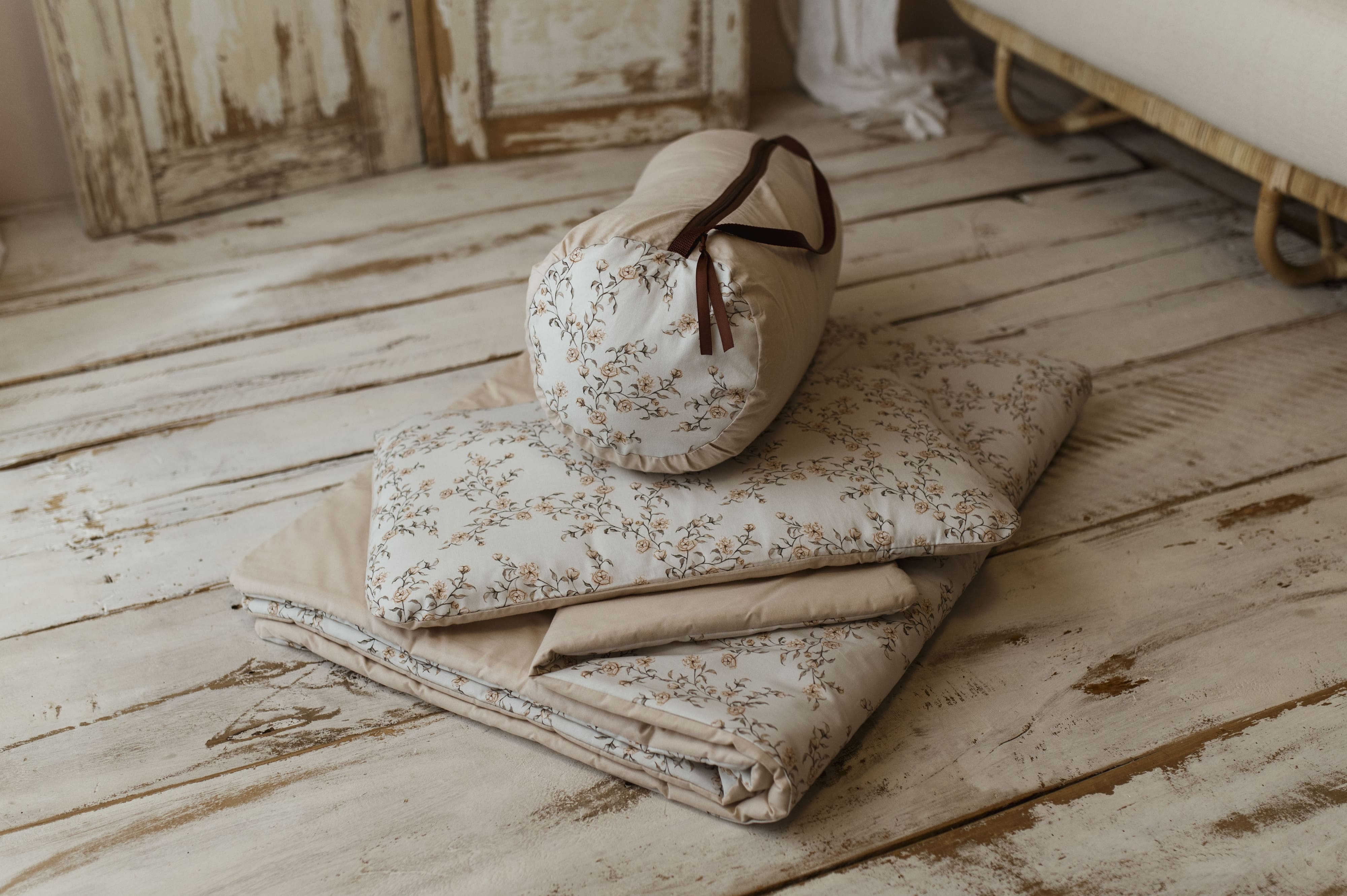 Kocyk do przedszkola dla dziewczynki zestaw 3w1 róże