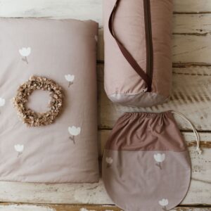 Kocyk do żłobka dla dziewczynki różowe tulipany