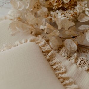 Kocyk niemowlęcy muślinowy 50×75cm masełko