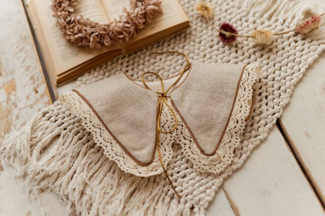 Kołnierzyk Antonina koronka len dla dziecka