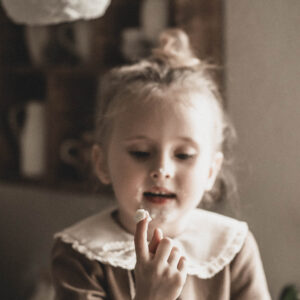 Kołnierzyk damski lniany z koronką naturalna kratka zoja