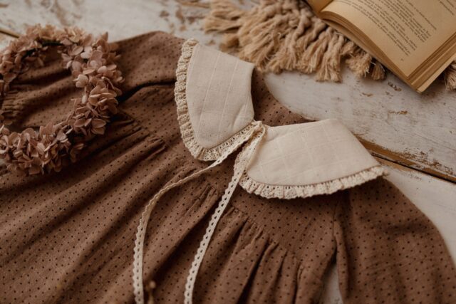 Kołnierzyk damski lniany z koronką naturalna kratka zoja