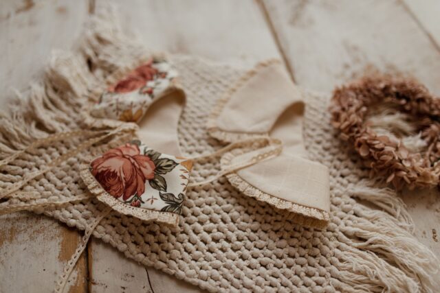 Kołnierzyk damski lniany z koronką naturalna kratka zoja