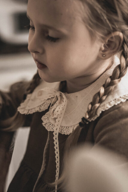 Kołnierzyk damski lniany z koronką naturalna kratka zoja