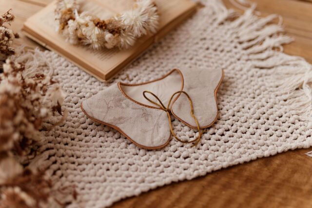 Kołnierzyk damski retro malwa żakard